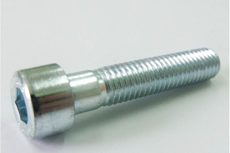 Винт М8х 40 DIN 912